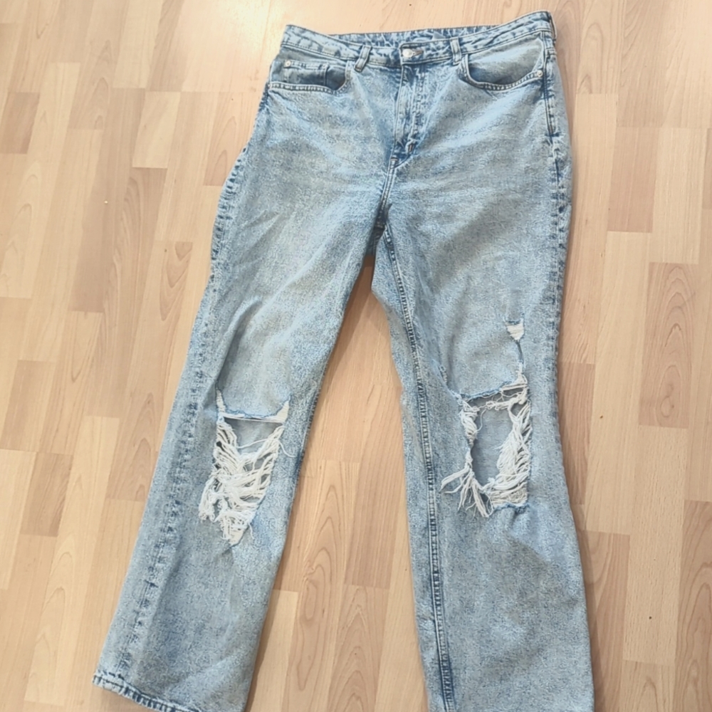 Size 12 wide leg, relaxed fit jeans (h&m)